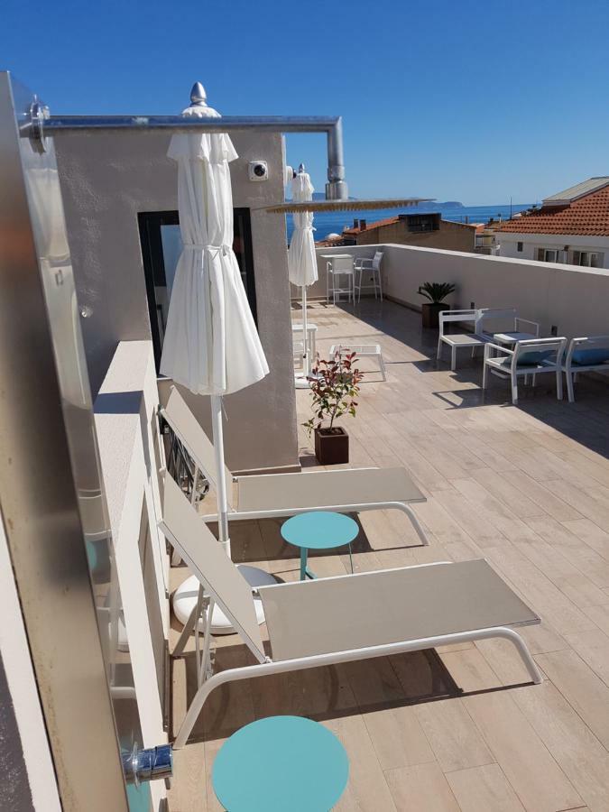 Hotel Torrent L'Escala Exterior photo